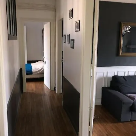 Charmant A Apartment Reims